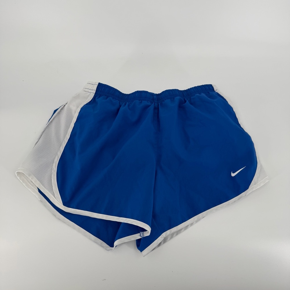 Nike dri fit blue & red shorts bundle large - Picture 4 of 6